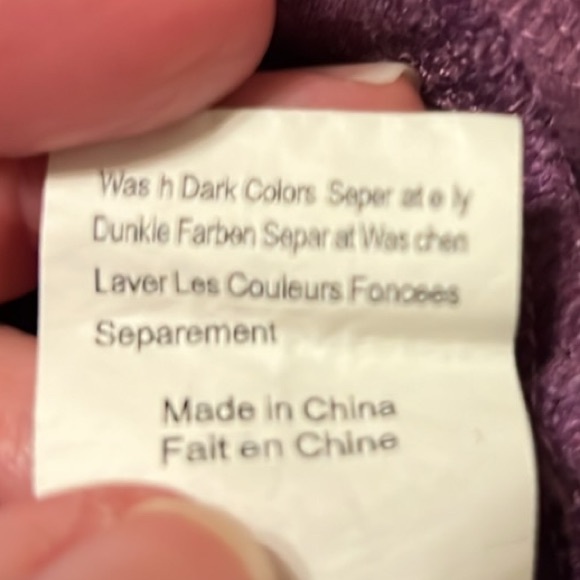 "Be Kind" Tee Shirt in Purple, Size Small, GUC - Picture 10 of 13